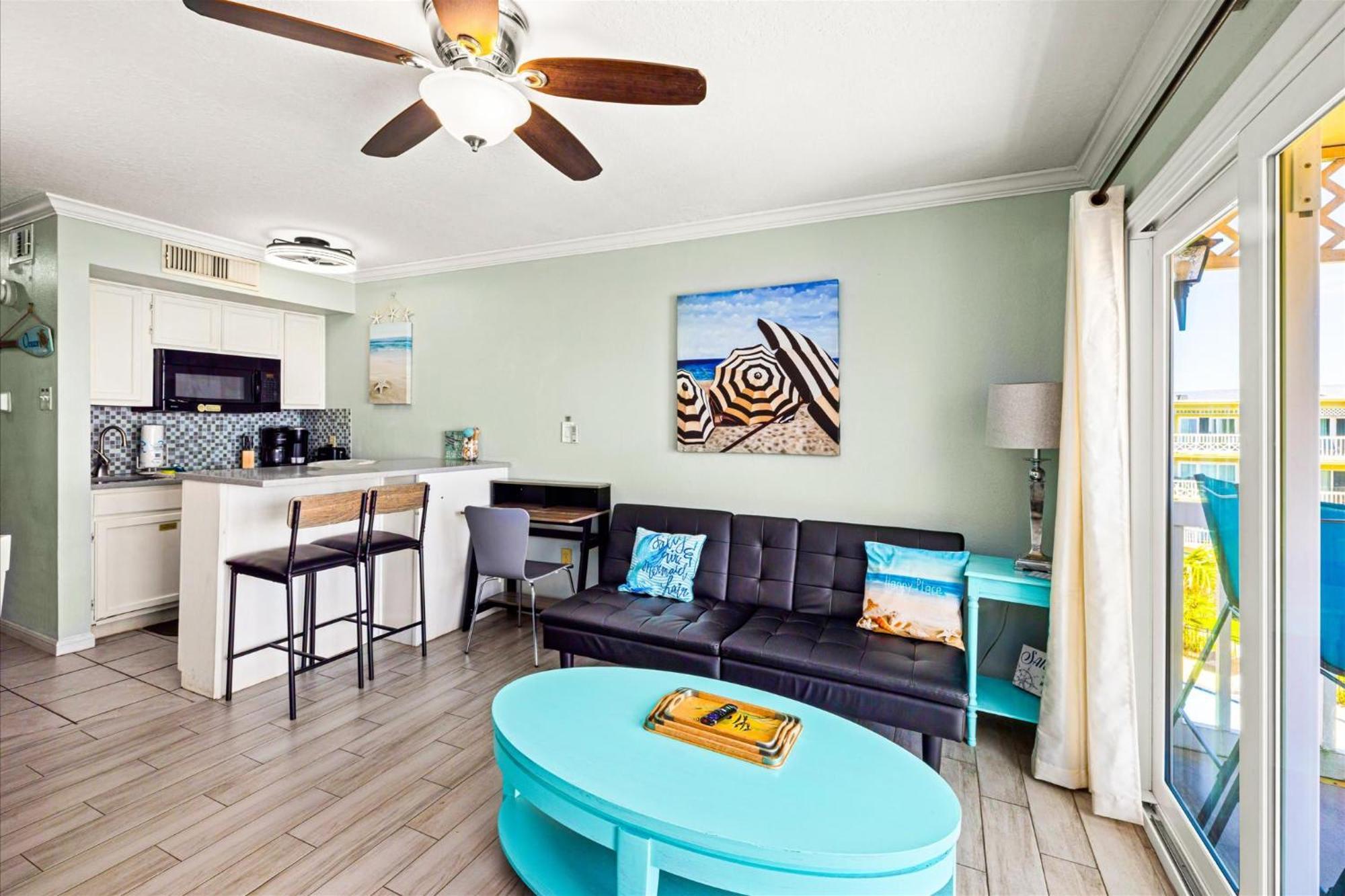 Charming Waterfront Condo Galveston Exterior photo